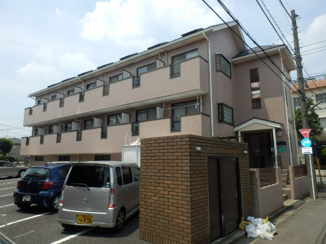 建物外観　ヴィラ・アヴェニュー、小平市小川東町５丁目