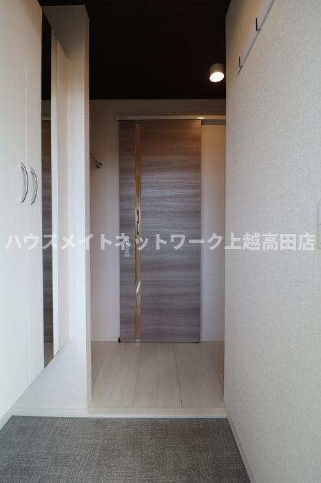 玄関　玄関
