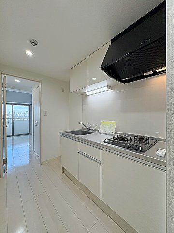 キッチン　同間取り別部屋画像