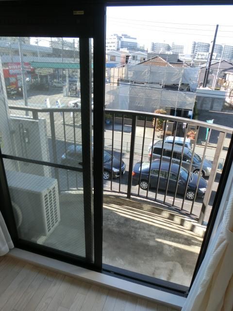 眺望　明るいバルコニー　日当たり良好です