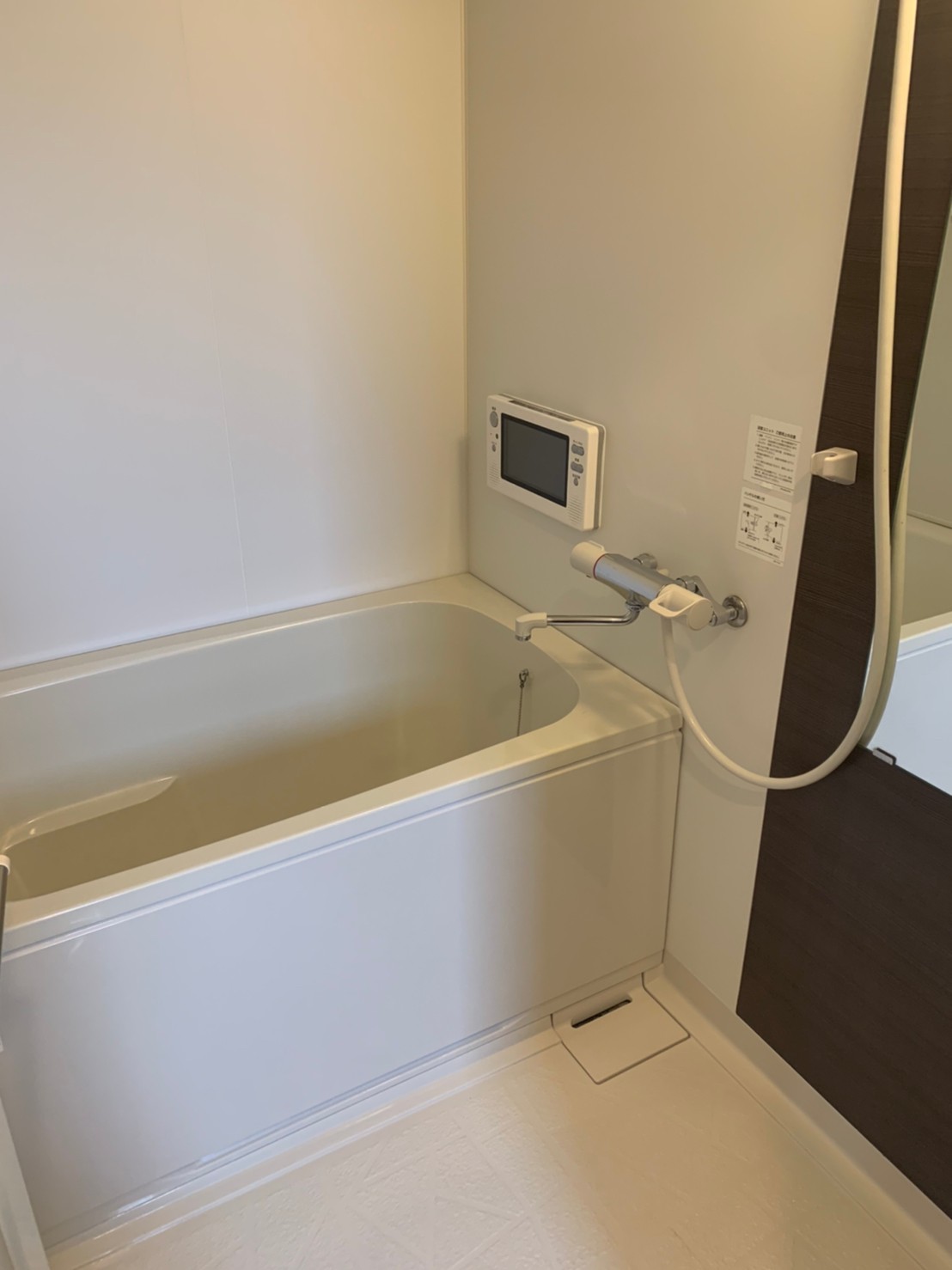 バス・シャワールーム　※同物件代表的なお部屋です