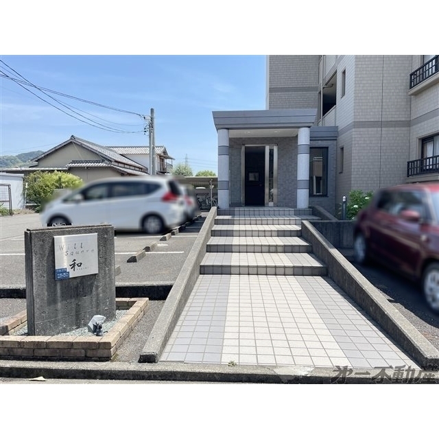 エントランス　アプローチ