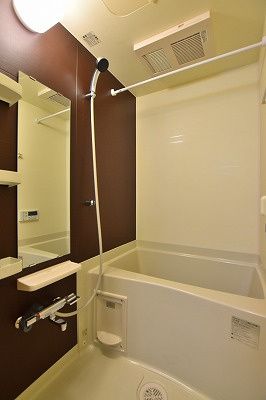 バス・シャワールーム　（別タイプ参考写真）イル・コンソラ レ　北区昭和町1