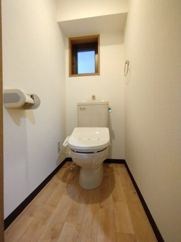 トイレ　別タイプ参考写真　サンテミリオン大塚壱番館　 豊島区北大塚2