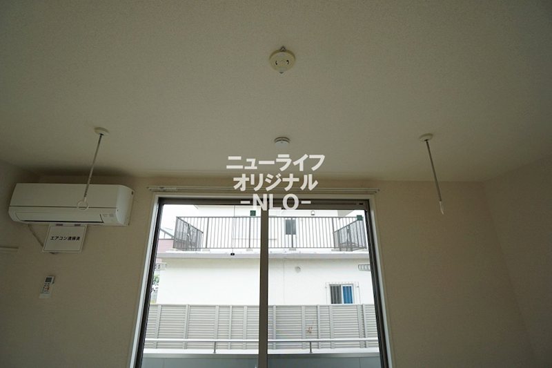 その他設備　雨天時にも安心してお洗濯ができる室内物干し付き☆