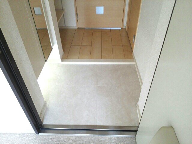 玄関　きれいな玄関です