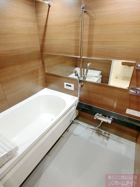 バス・シャワールーム　同施工会社・同型モデルの写真。（参考写真・イメージ写真）