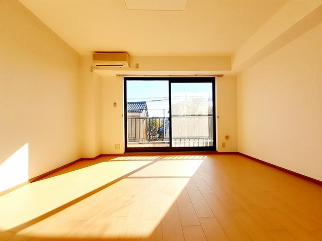 2LDK Apartment in Kanazawa, Ishikawa — photo 3 of 3
