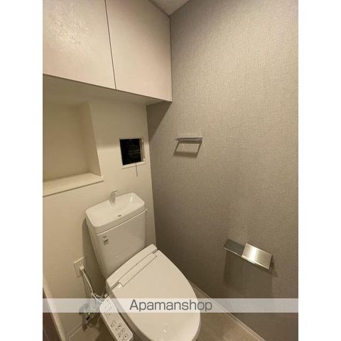 コンフォリア・リヴ博労町一丁目Qのトイレ写真