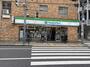 コンビニ　ファミリーマート 桜台駅前店（コンビニ）まで208m