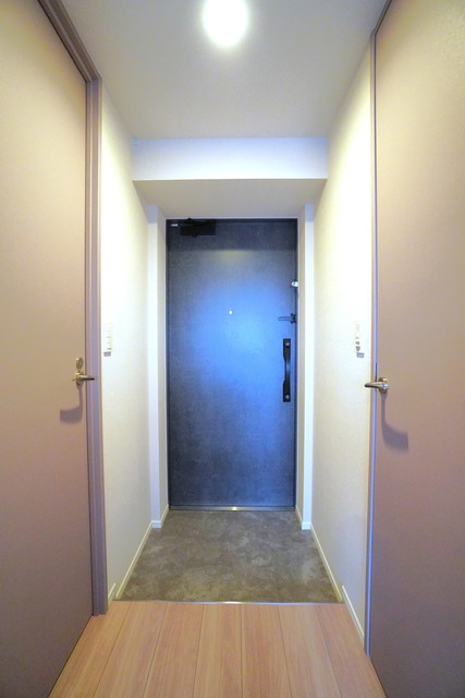 玄関　※写真は同タイプ住戸です。
