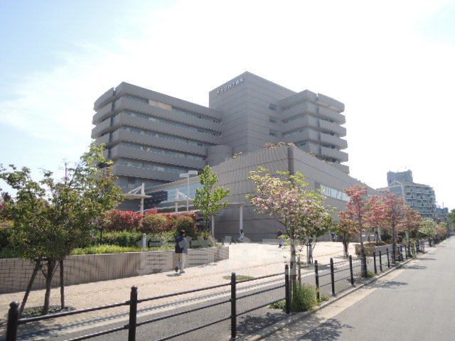 病院　大阪市立十三市民病院（病院）まで758m