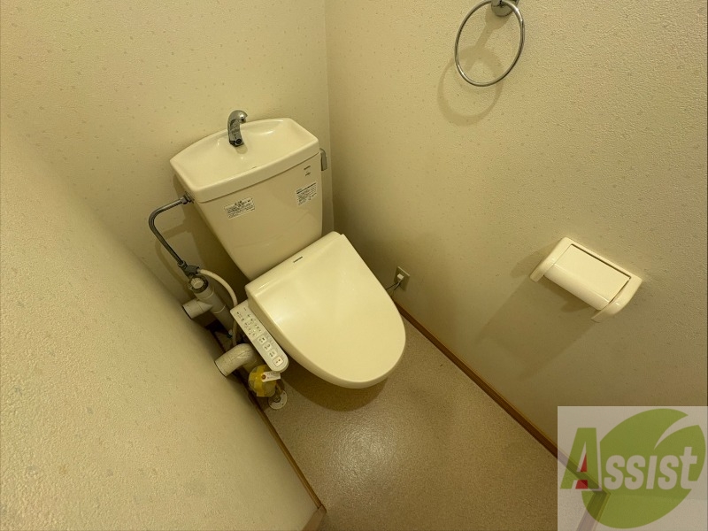 トイレ　こちらはトイレです。清潔感があり、安心して使用できます。