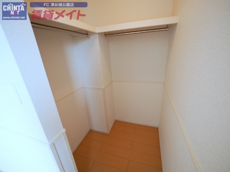 収納　同タイプ部屋写真です。