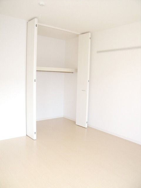 収納　収納が魅力の洋室です