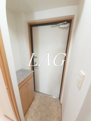 玄関　玄関です。