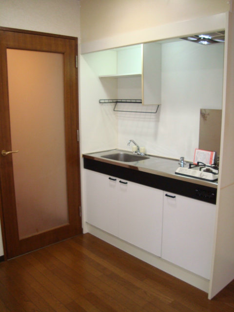 キッチン　同マンション別部屋