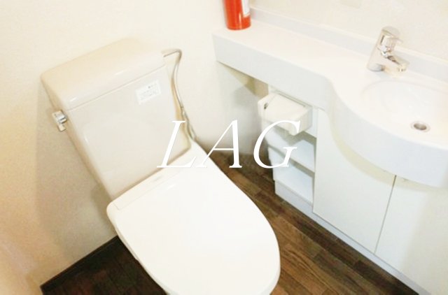 トイレ　トイレです。