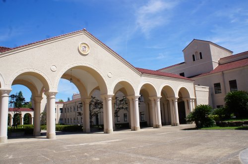 大学・短大　関西学院大学（大学・短大）まで6476m