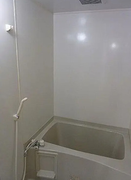バス・シャワールーム　別部屋の画像を使用しております。