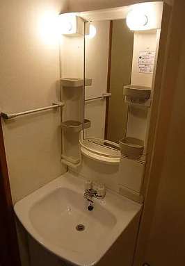 洗面設備　別部屋の画像を使用しております。
