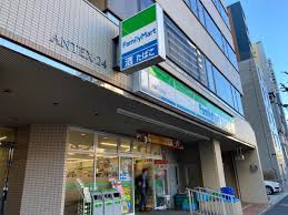 コンビニ　ファミリーマート 台東一丁目店（コンビニ）まで599m