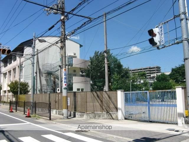 小学校　長堂小学校（小学校）まで851m