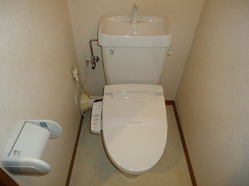 トイレ　トイレもきれいです
