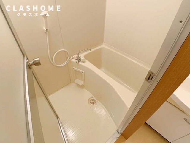 バス・シャワールーム　同物件の別部屋になります。