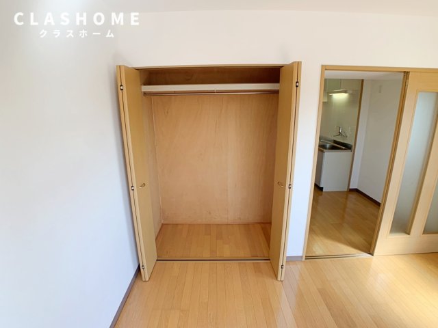 収納　同物件の別部屋になります。