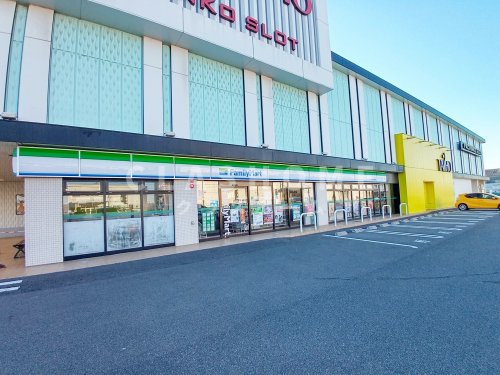 コンビニ　ファミリーマート タイホウ刈谷南店（コンビニ）まで1399m