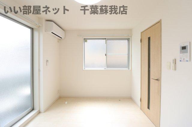 その他部屋・スペース　使い勝手のいい寝室です
