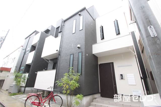 建物外観　＊モデルルーム写真参照
