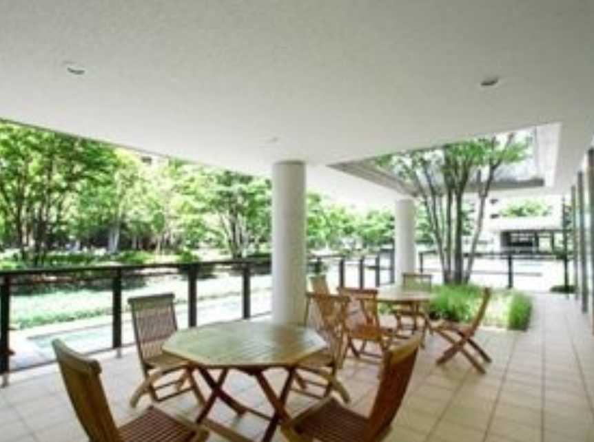 東急東横線 都立大学駅 徒歩17分 14階建 築23年の外観写真