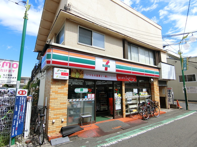 コンビニ　セブンイレブン小川駅西口店（コンビニ）まで239m