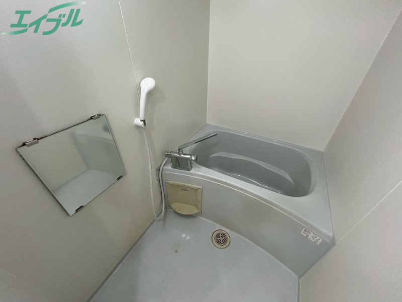 バス・シャワールーム　同型参考写真