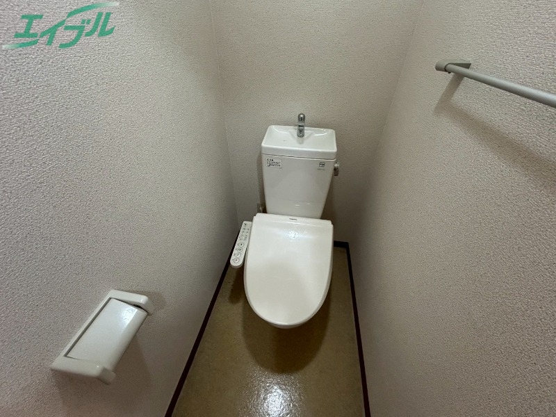 トイレ　同型参考写真