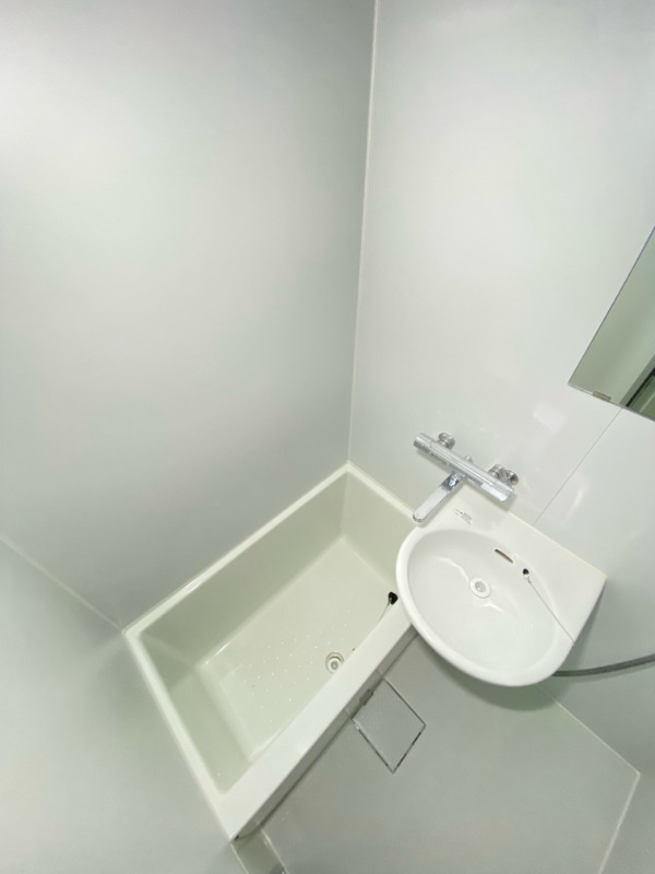 バス・シャワールーム　※他部屋参考写真