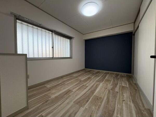 名鉄瀬戸線 瓢箪山駅 徒歩13分 6階建 築43年の居間写真