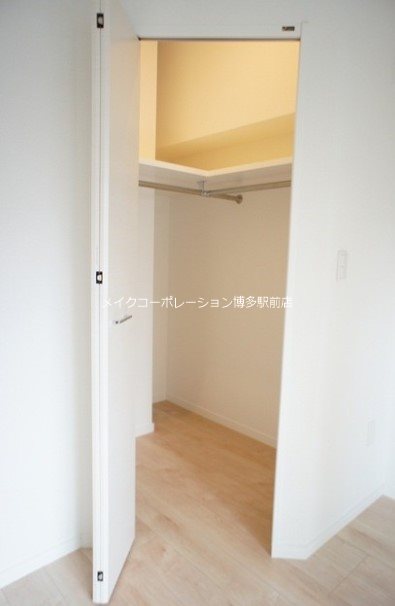 収納　※入居中の為別部屋写真使用現状優先