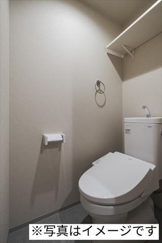ＪＲ川越線 指扇駅 徒歩9分 3階建 新築のトイレ写真