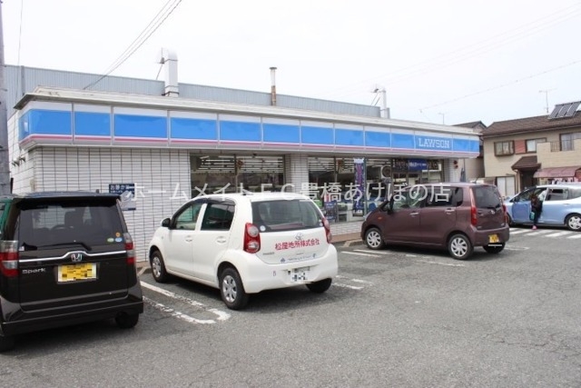 コンビニ　ローソン豊川伊奈店（コンビニ）まで936m