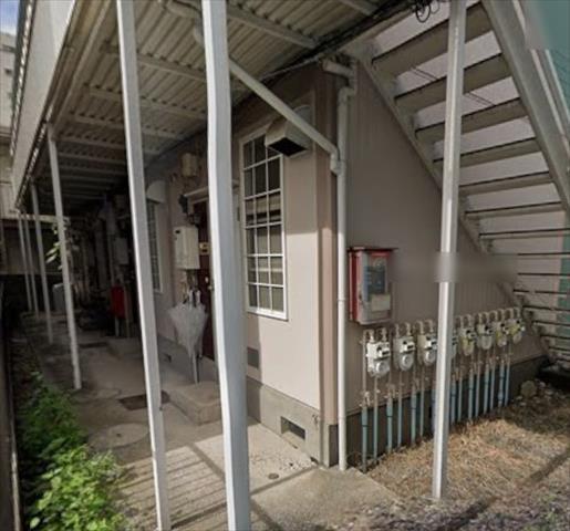 京急本線 生麦駅 徒歩4分 2階建 築39年の外観写真