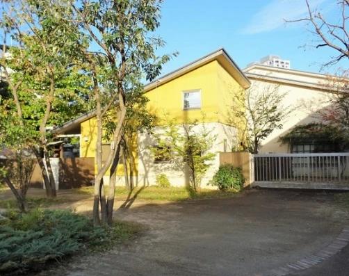 幼稚園・保育園　社会福祉法人さゆり会桃が丘さゆり保育園（幼稚園・保育園）まで425m