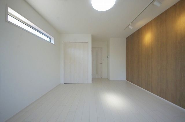 フジパレス都島御幸町V番館の居間写真