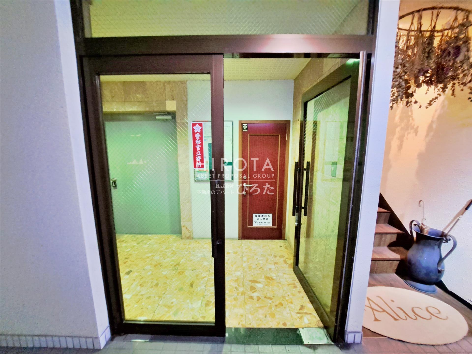 エントランス