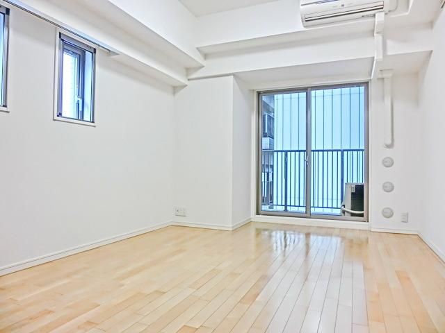 エスティメゾン錦糸町IIの居間写真