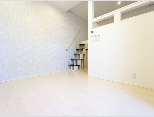 居室・リビング　名古屋で一番初期費用の安い賃貸専門の不動産会社です(^^)