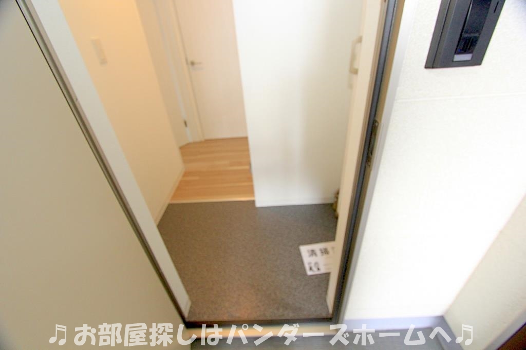 ジーメゾン枚方走谷ルクシエの玄関写真