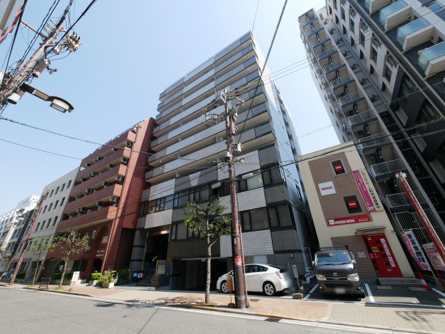 内外うつぼビルの外観写真